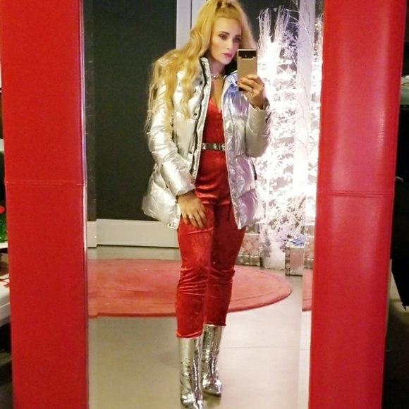 HOT SEXY RED VELVET JUMPSUIT - Picture 4 of 4